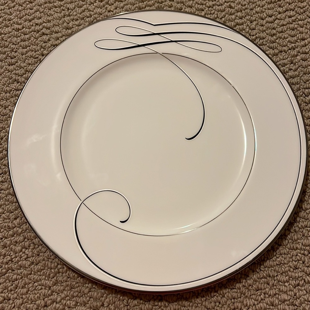 NWT Waterford Ballet Ribbon dinner plate